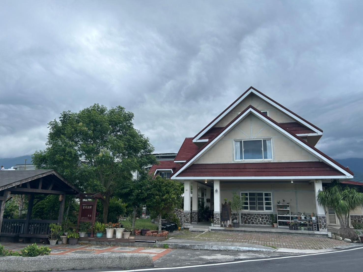 Xian Qing Yu Zhi Homestay Chishang Exterior photo