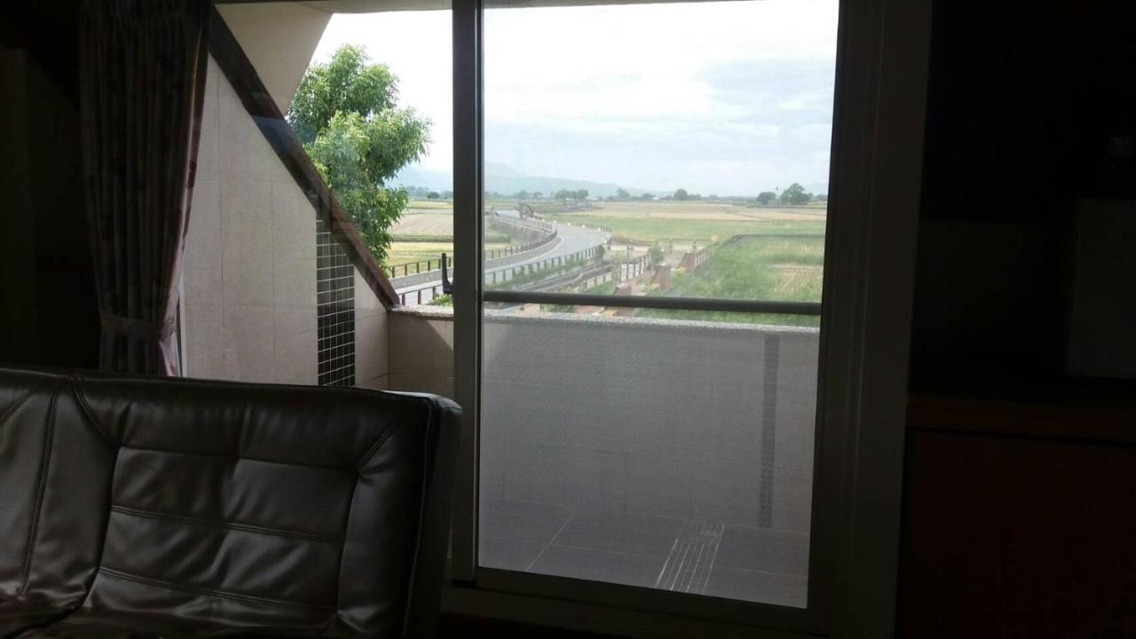 Xian Qing Yu Zhi Homestay Chishang Exterior photo